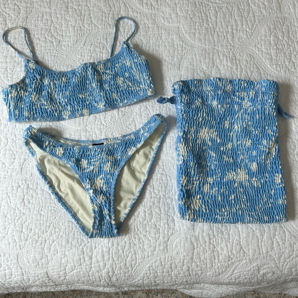 Triangl Bikini Set